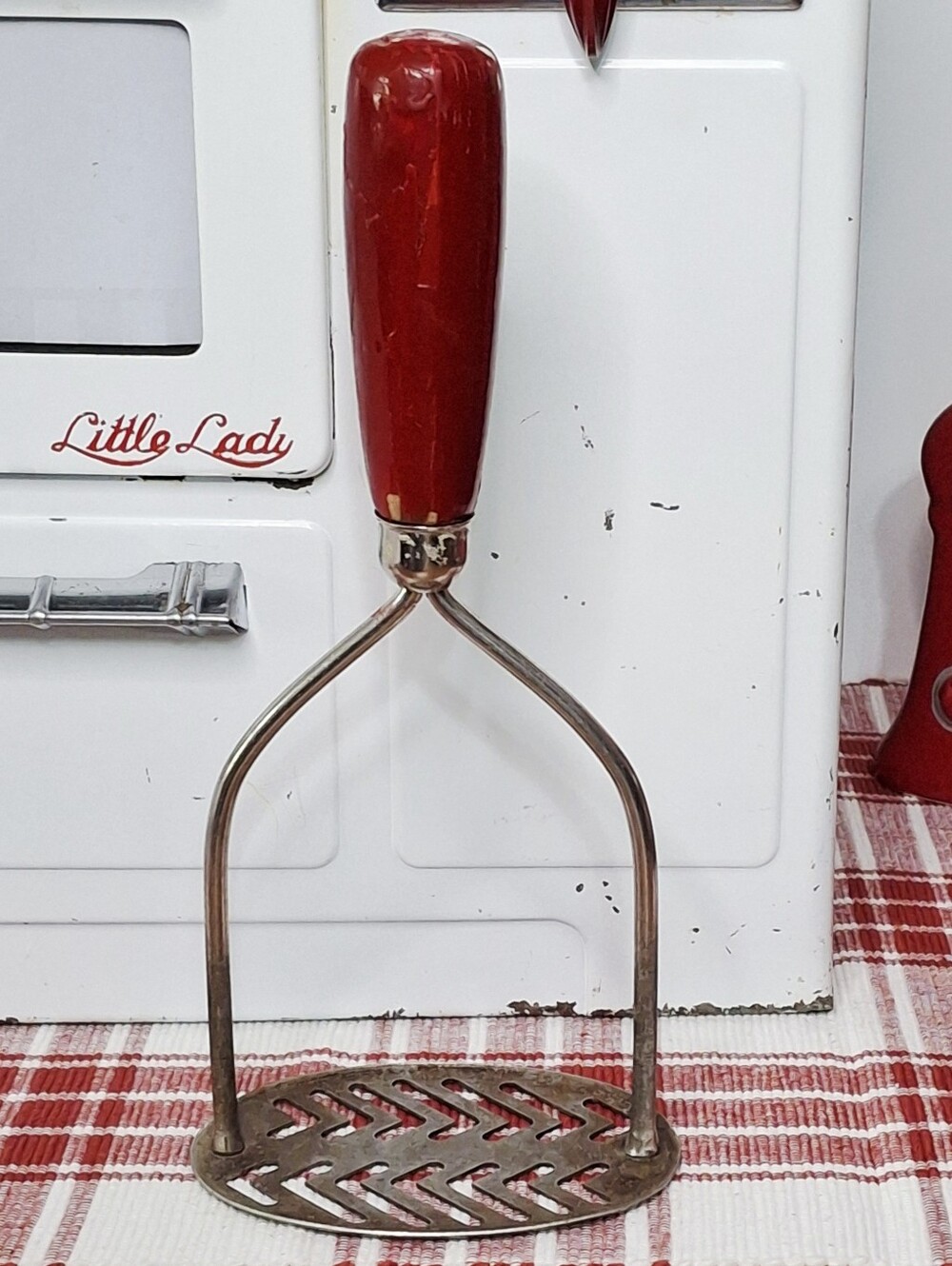 Vintage Red A&J Ekco Potato Masher Oval Chevron Rustic Kitchen Collectible